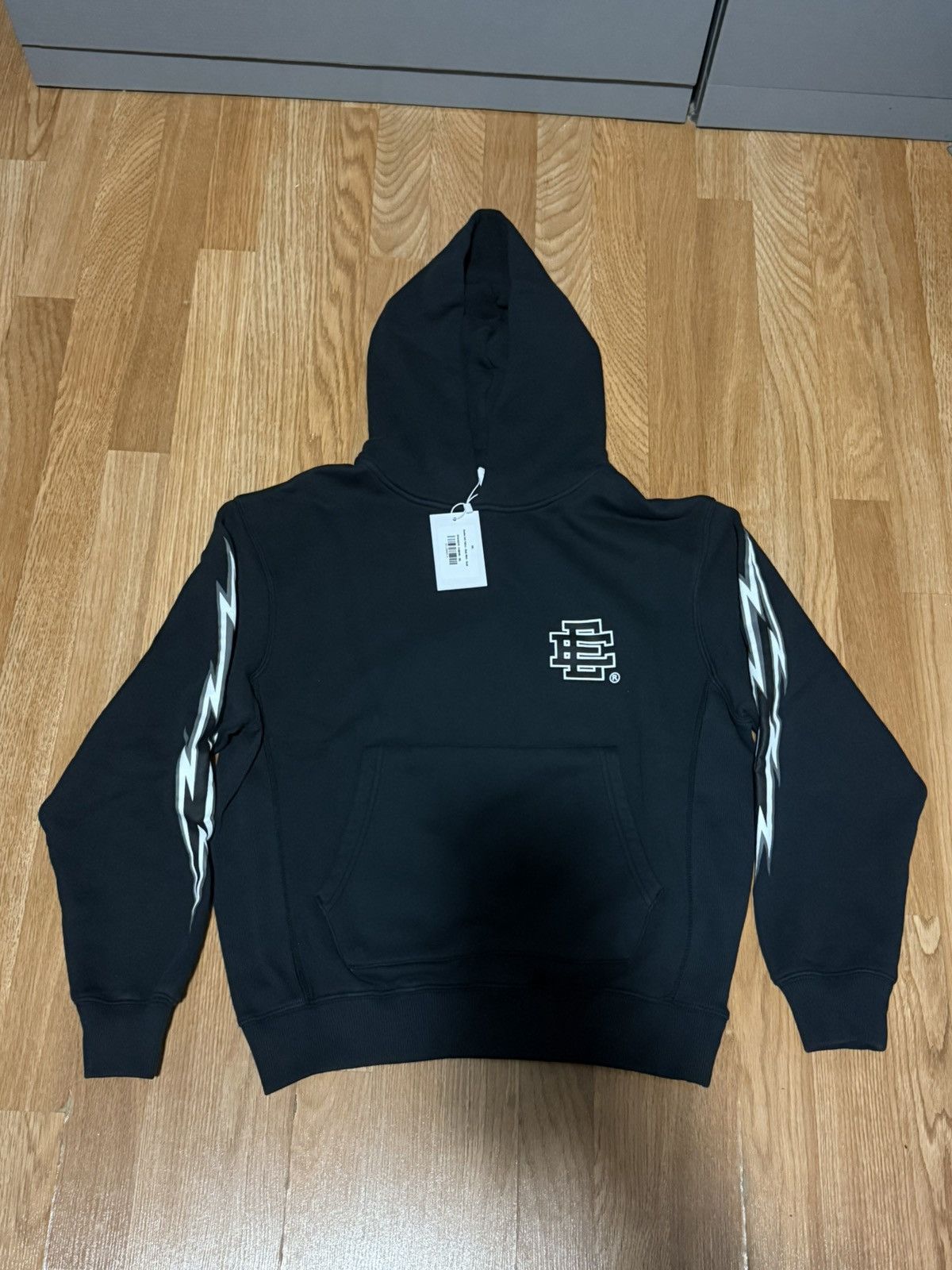Eric Emanuel Eric Emanuel Black Bolt Pattern Hoodie Size US S / EU 44-46 / 1 - 1 Thumbnail