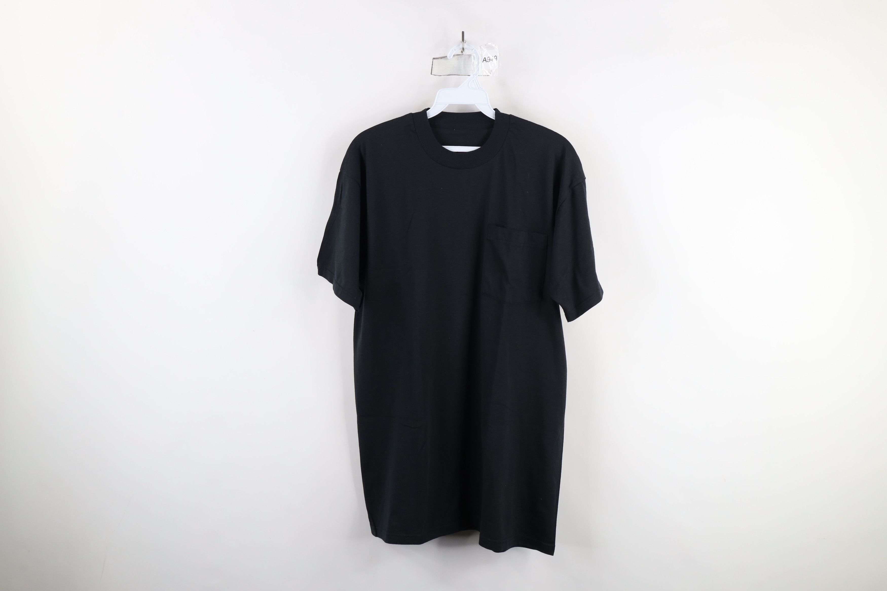 Vintage Vintage 90s Streetwear Thin Cotton Pocket T-Shirt Black Size US L / EU 52-54 / 3 - 1 Thumbnail