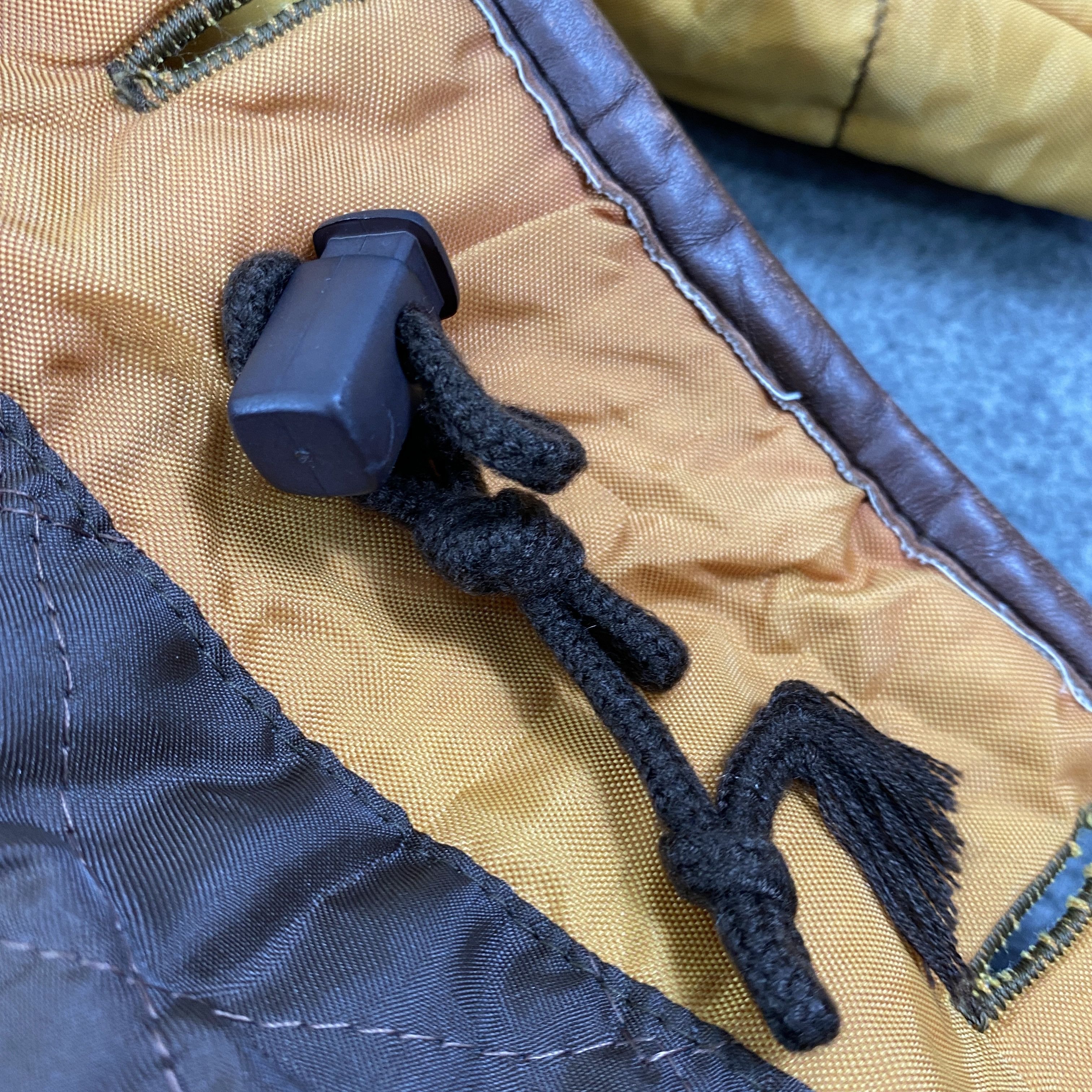 Issey Miyake Vintage Sun Faded Quilted Issey Miyake Style Jacket -J106 Size US L / EU 52-54 / 3 - 8 Thumbnail