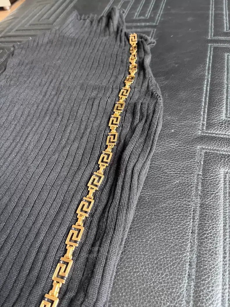 Versace Versace Turtleneck knitted dress Size XS / US 0-2 / IT 36-38 - 2 Thumbnail