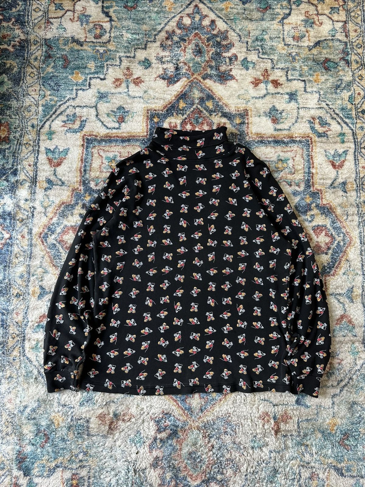 Disney × Vintage Vintage Mickey Mouse All Over Print Turtleneck T-shirt Size US M / EU 48-50 / 2 - 1 Thumbnail