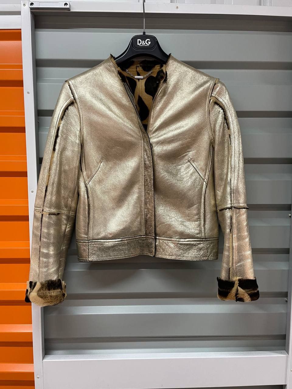 Versace 🔥Rare Vintage Versus Versace Gold Leopard Leather Jacket Size M / US 6-8 / IT 42-44 - 1 Thumbnail