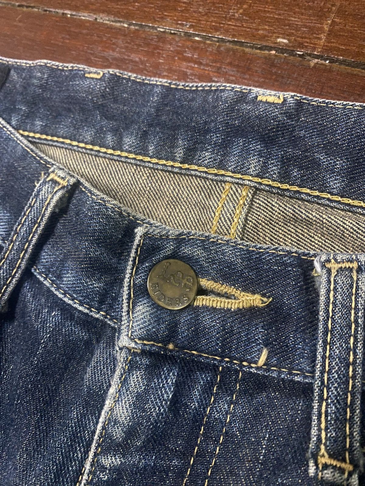 Lee VINTAGE LEE RIDERS SELVEDGE RUSTY MUDWASH DISTRESSED DENIM Size US 35 - 8 Thumbnail