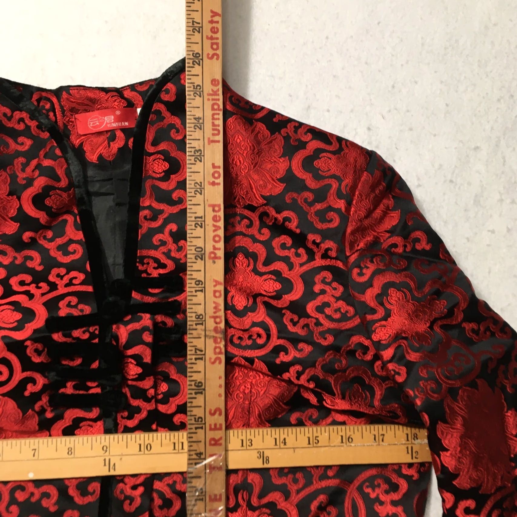 Vintage yunzhijun Women's Blazer XL Red Brocade Silk Blend Long Sleeve Button Front Casual Formal Vintage Style Spring Fall Summer? Size XL / US 12-14 / IT 48-50 - 3 Thumbnail