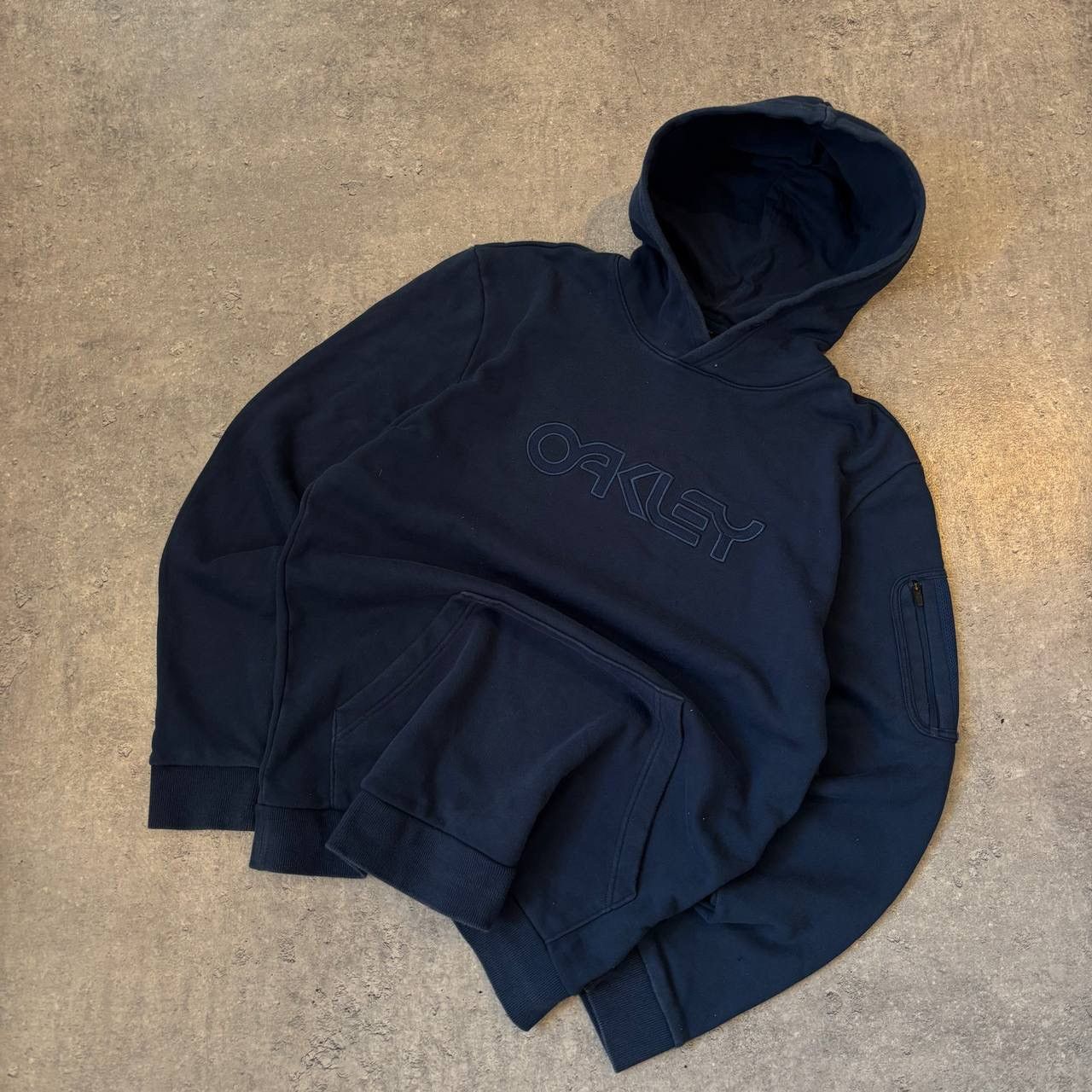Oakley × Vintage Y2K Logo Oakley Hoodie Size US M / EU 48-50 / 2 - 1 Thumbnail