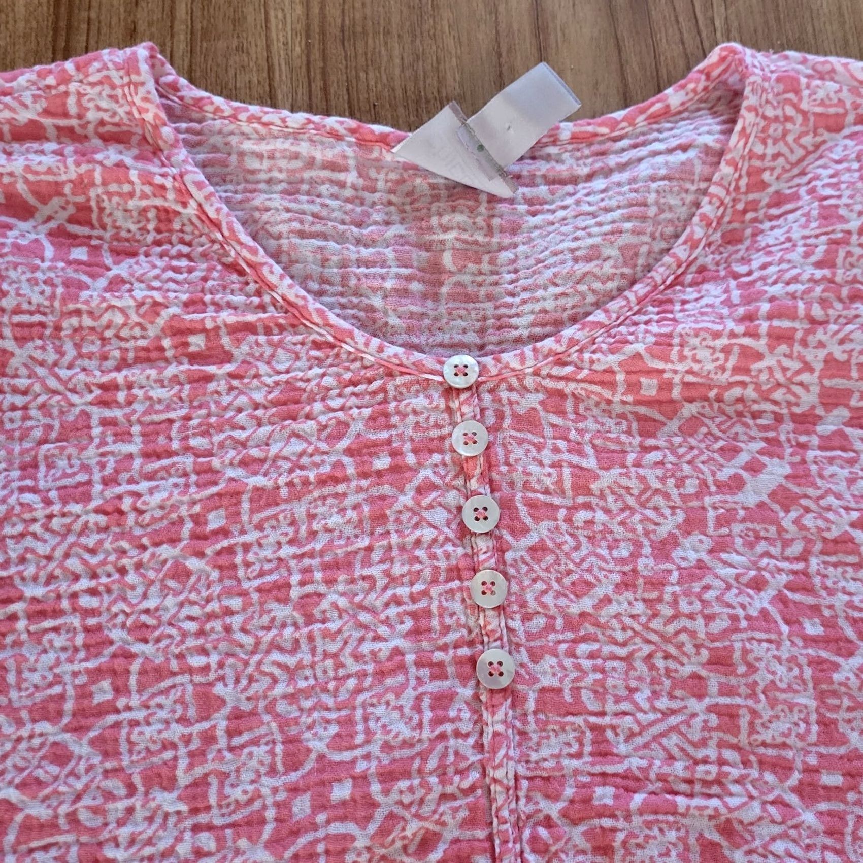 Vintage Chico's Chicos Shirt Blouse Womens Medium Pink White Gauze Tie Waist 3/4 Sleeve V-Neck Button Pullover Casual Everyday Shirt Womens Size M / US 6-8 / IT 42-44 - 3 Thumbnail