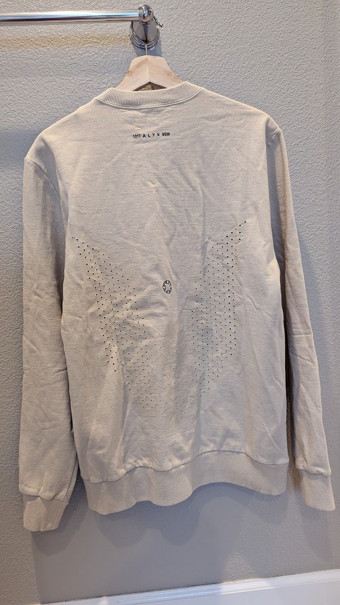 1017 ALYX 9SM Laser Cut Sweater Size US S / EU 44-46 / 1 - 3 Thumbnail