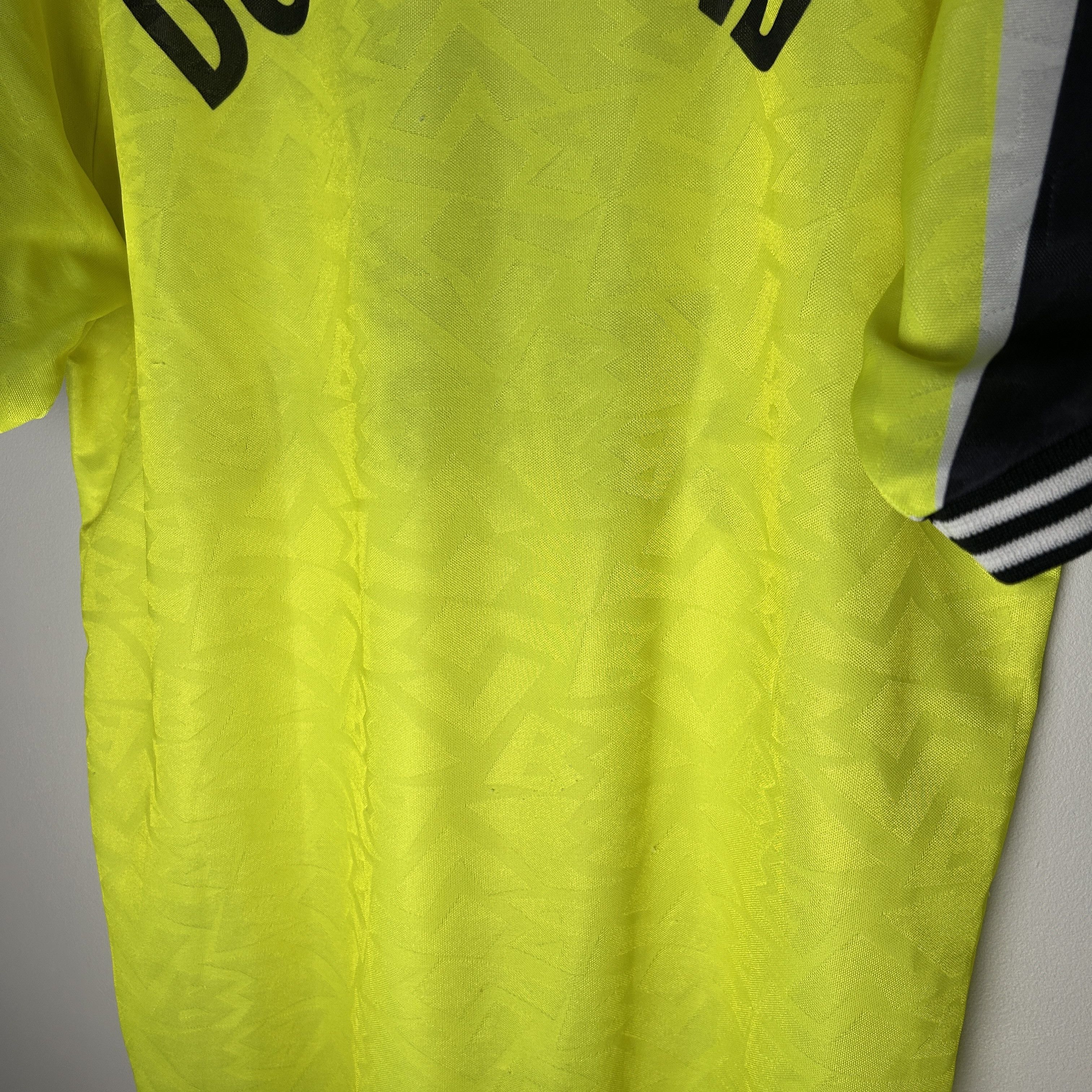 Nike Vintage Borussia Dortmund 96/97 Nike Home Jersey Size US L / EU 52-54 / 3 - 10 Thumbnail