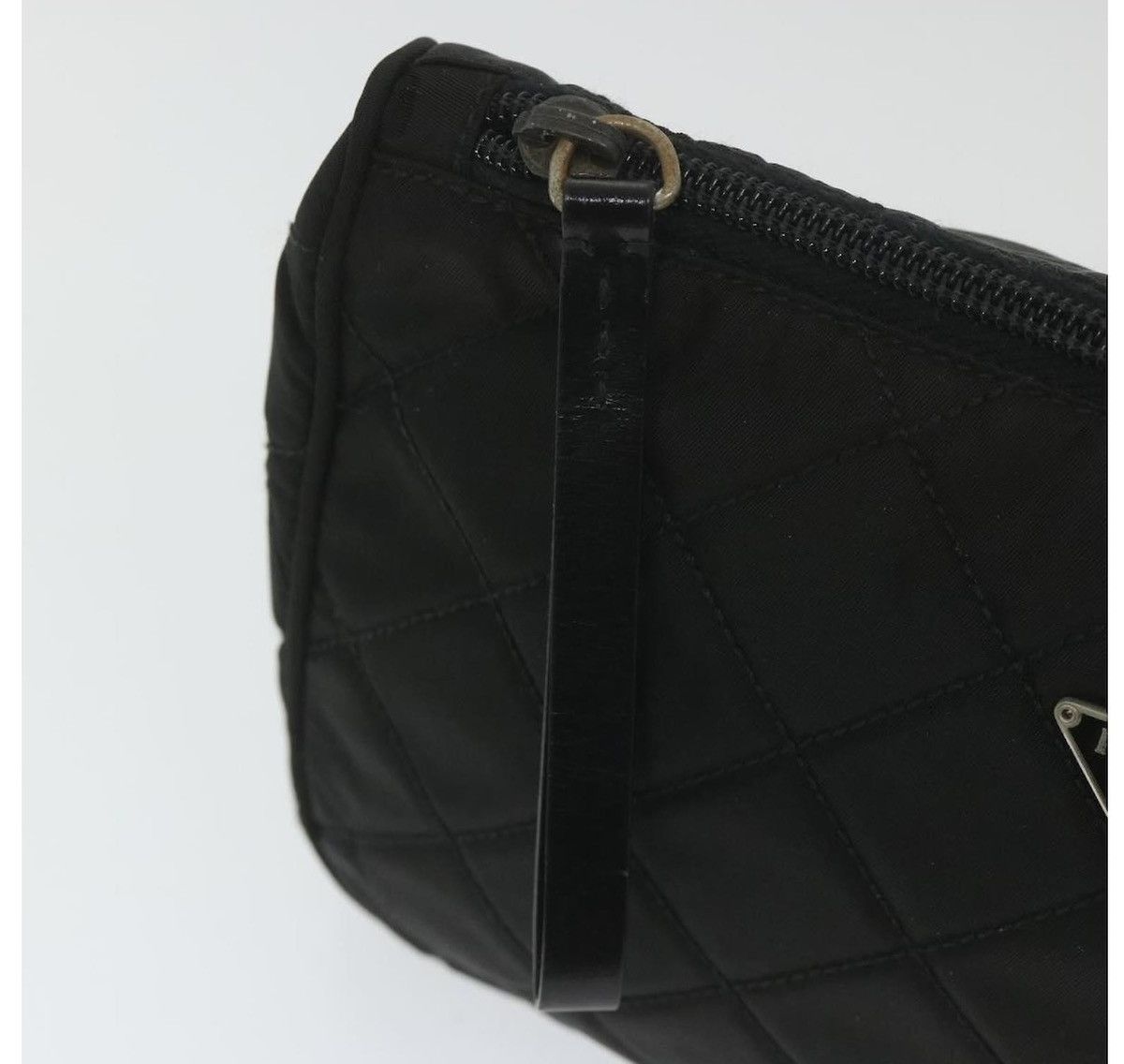 Prada VINTAGE PRADA ITALY Pouch Nylon Quilted Bag Size ONE SIZE - 8 Thumbnail