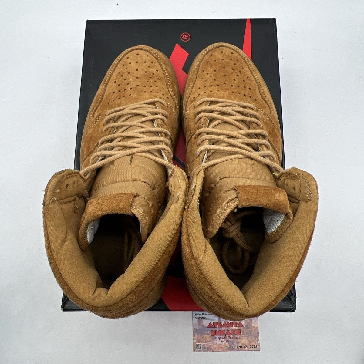 Nike Air Jordan 1 high wheat Size US 10 / EU 43 - 7 Thumbnail