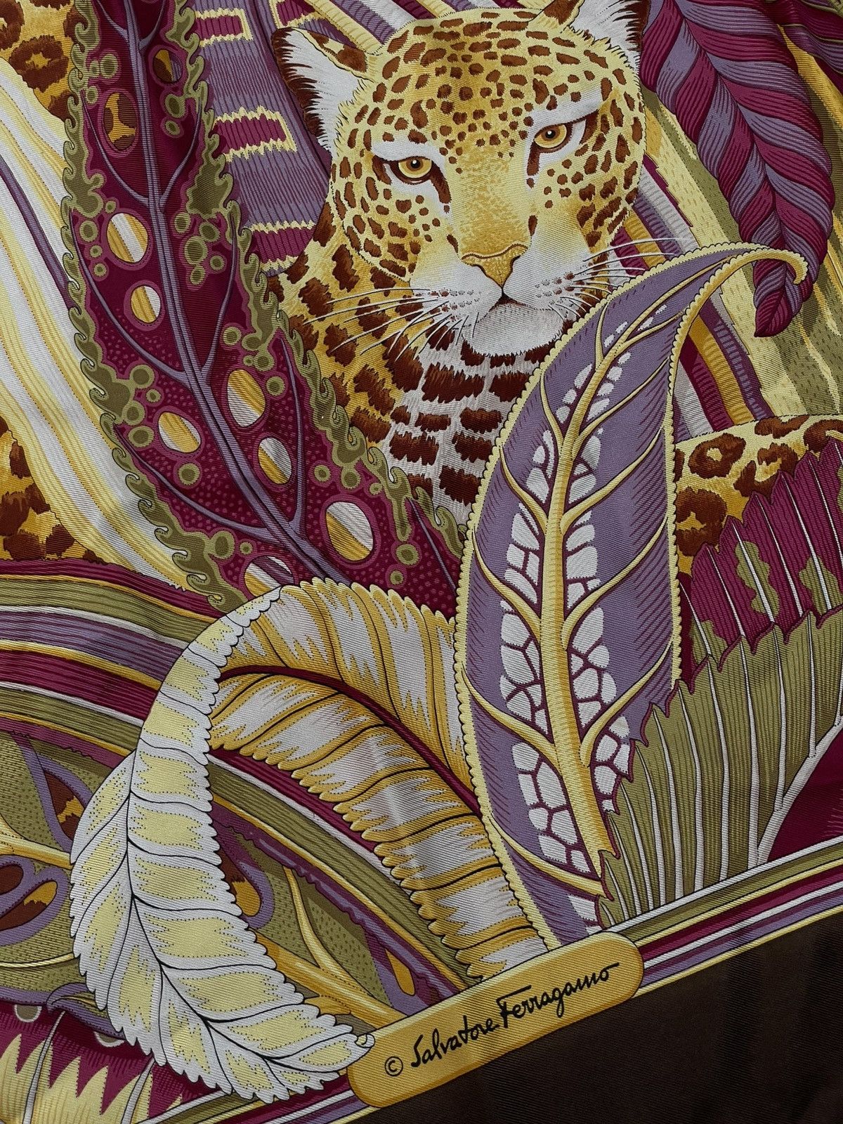 Salvatore Ferragamo Salvatore Ferragamo "Jungle Cats" | Silk Scarf Size ONE SIZE - 4 Thumbnail