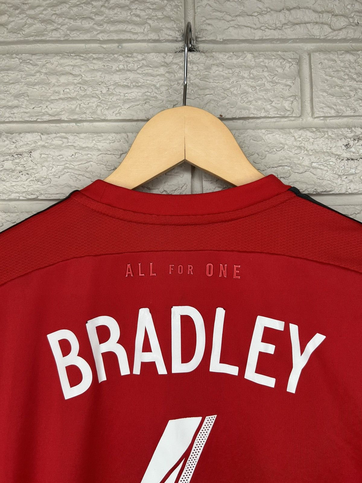 Adidas Adidas Toronto FC 2014 Michael Bradley MLS Jersey Size US M / EU 48-50 / 2 - 13 Thumbnail