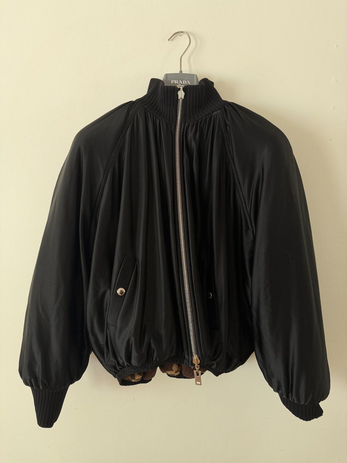 Louis Vuitton LOUIS VUITTON REVERSIBLE BOA JACKET Size M / US 6-8 / IT 42-44 - 2 Thumbnail
