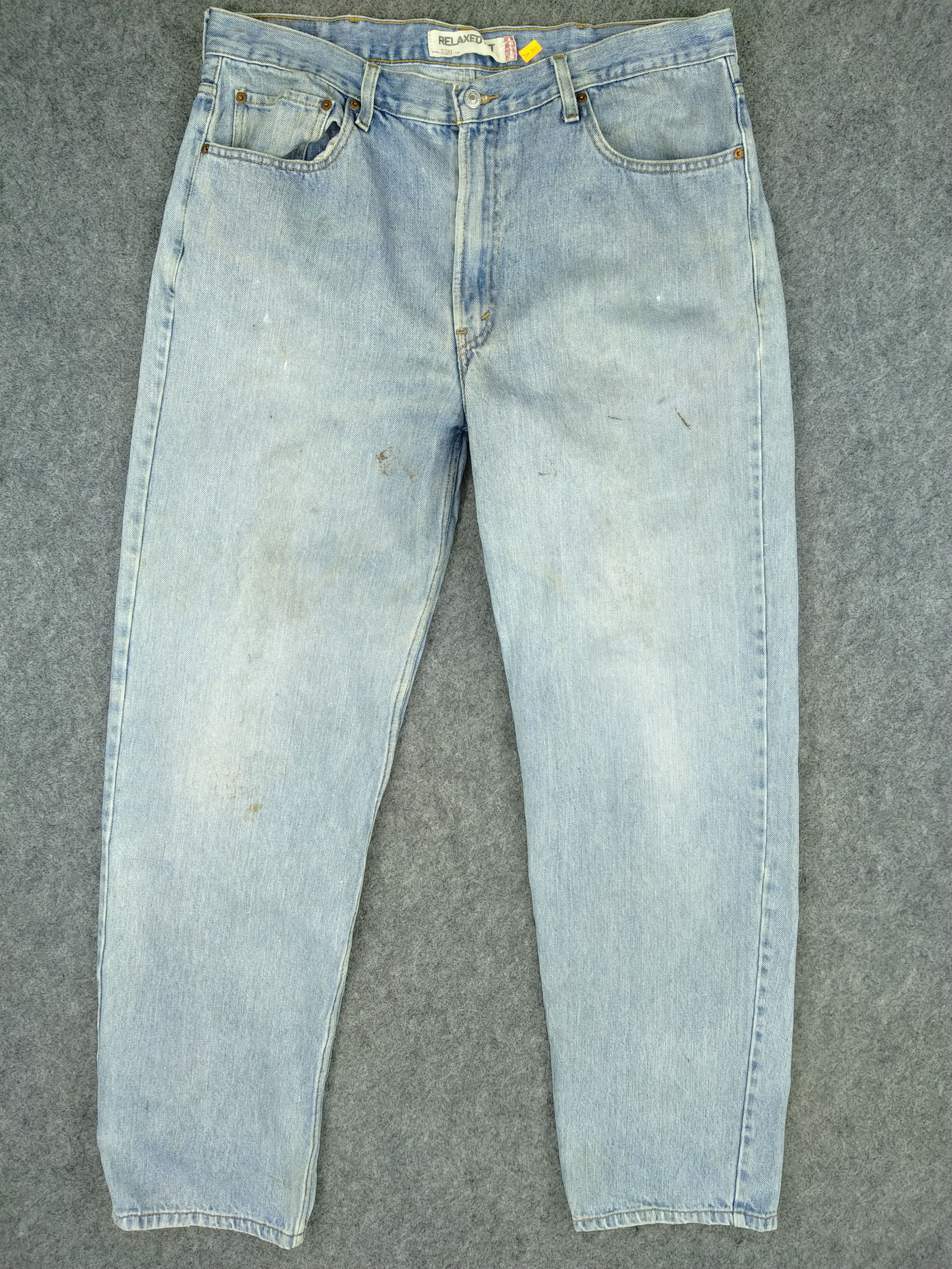 Japanese Brand Vintage Levi's 550 Light Wash 38 x 32.5 Denim -JN311 Size US 38 / EU 54 - 1 Thumbnail