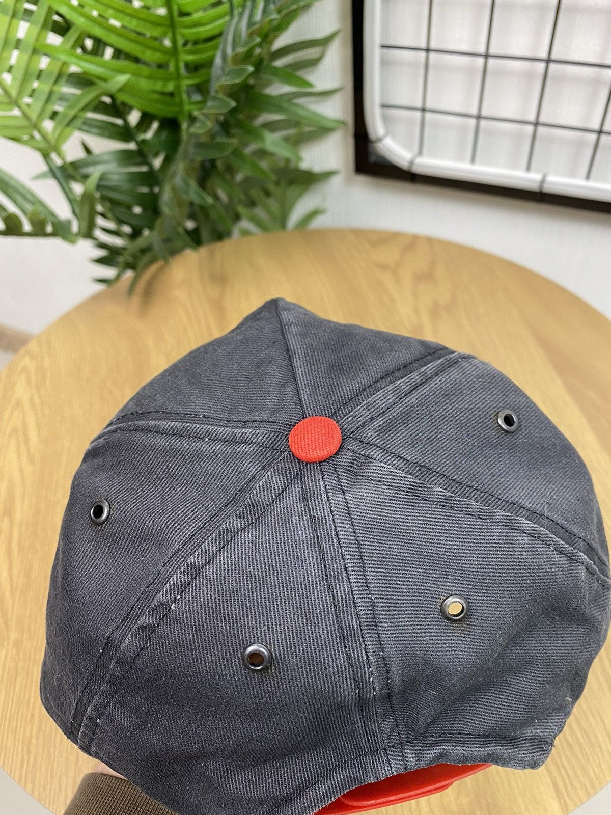NFL Rare 🔥 Los Angeles Raiders Vintage Hat LA Cap OS Black/Red Size ONE SIZE - 7 Thumbnail