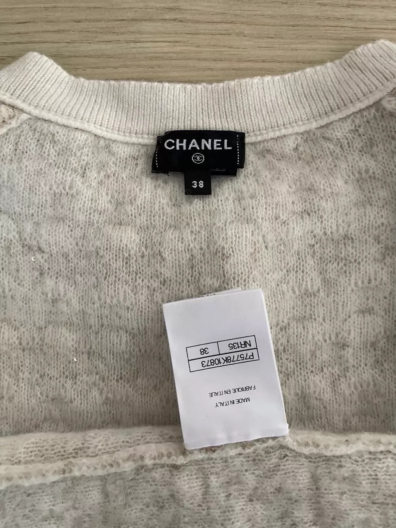 Chanel Chanel 23b white gold embroidered cashmere cardigan coat Size XS / US 0-2 / IT 36-38 - 3 Thumbnail