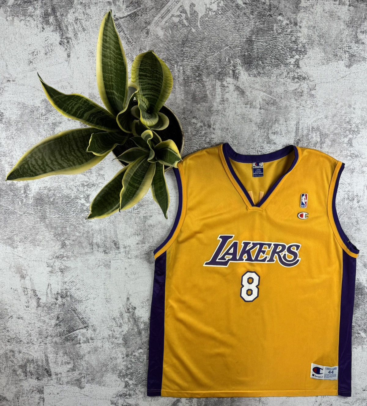 NBA Vintage Lakers Kobe Bryant #8 Rap Shirt Basketball Jersey Size US L / EU 52-54 / 3 - 1 Thumbnail