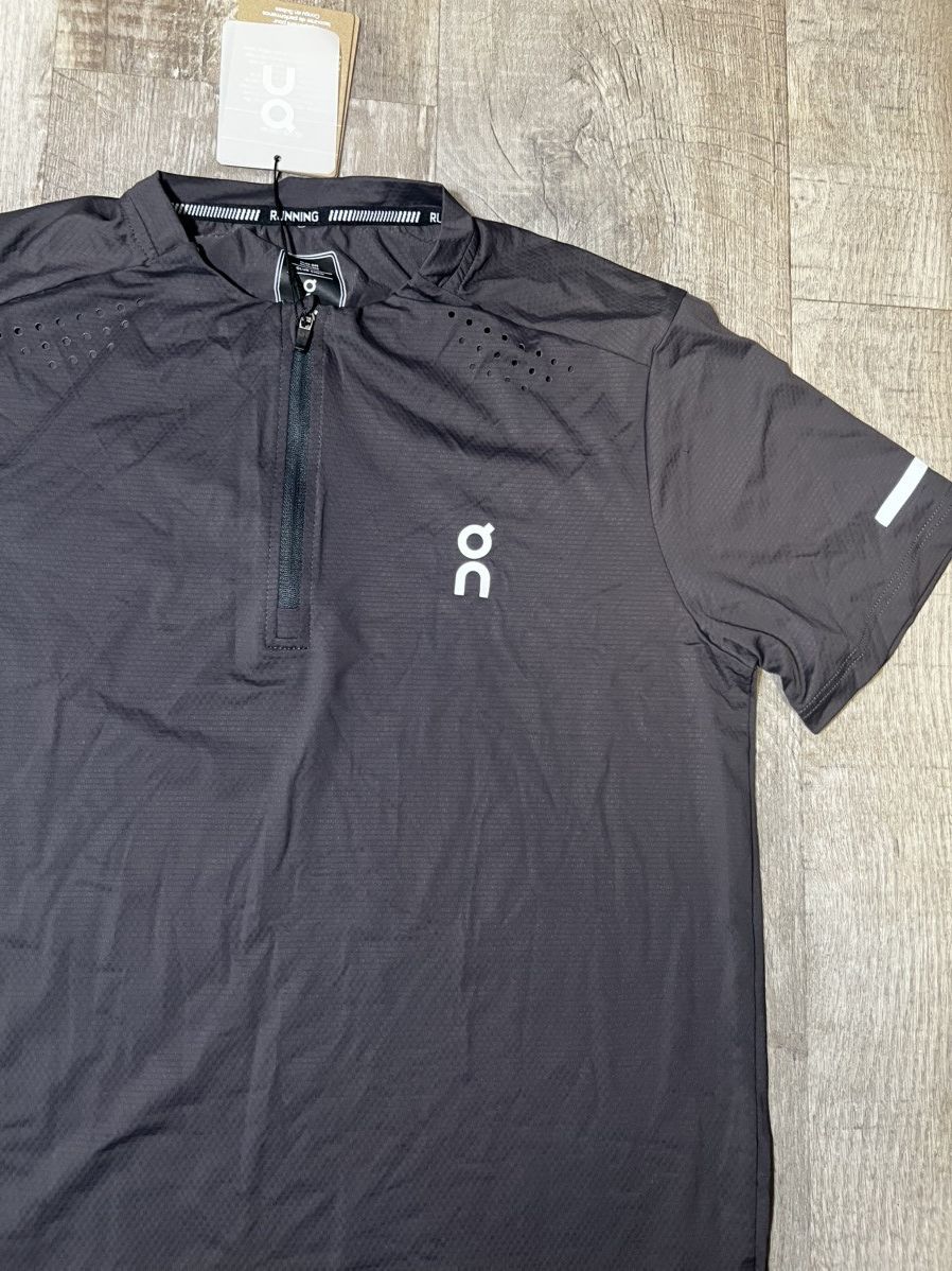 On On Running Tee Black Lightweight Athletic Shirt Men’s M Size US M / EU 48-50 / 2 - 2 Thumbnail