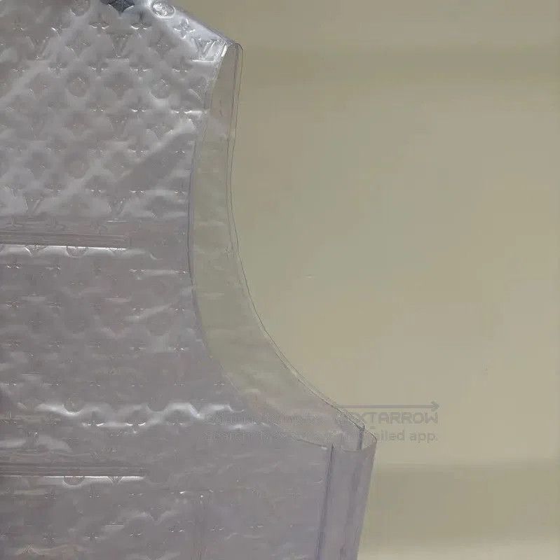 Louis Vuitton Louis Vuitton Sleeveless Mid. Size US L / EU 52-54 / 3 - 7 Thumbnail