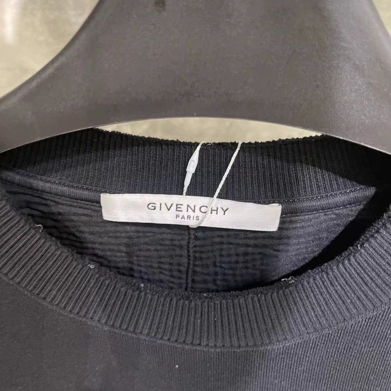 Givenchy Givenchy GVC Hole Destroyed Sweatshirt Size US M / EU 48-50 / 2 - 5 Thumbnail