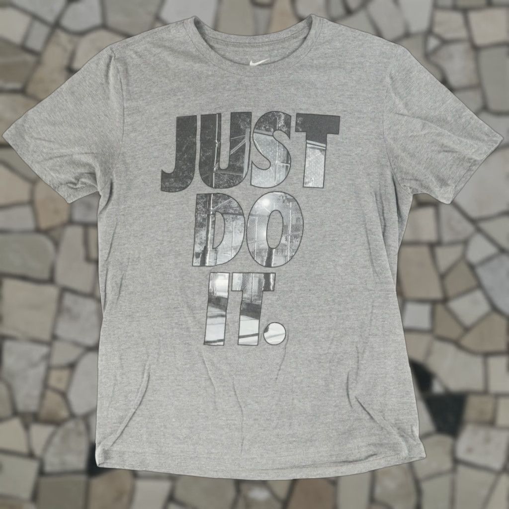 Nike Nike Just Do It Solid T-Shirt Gray Men's M Size US M / EU 48-50 / 2 - 1 Thumbnail