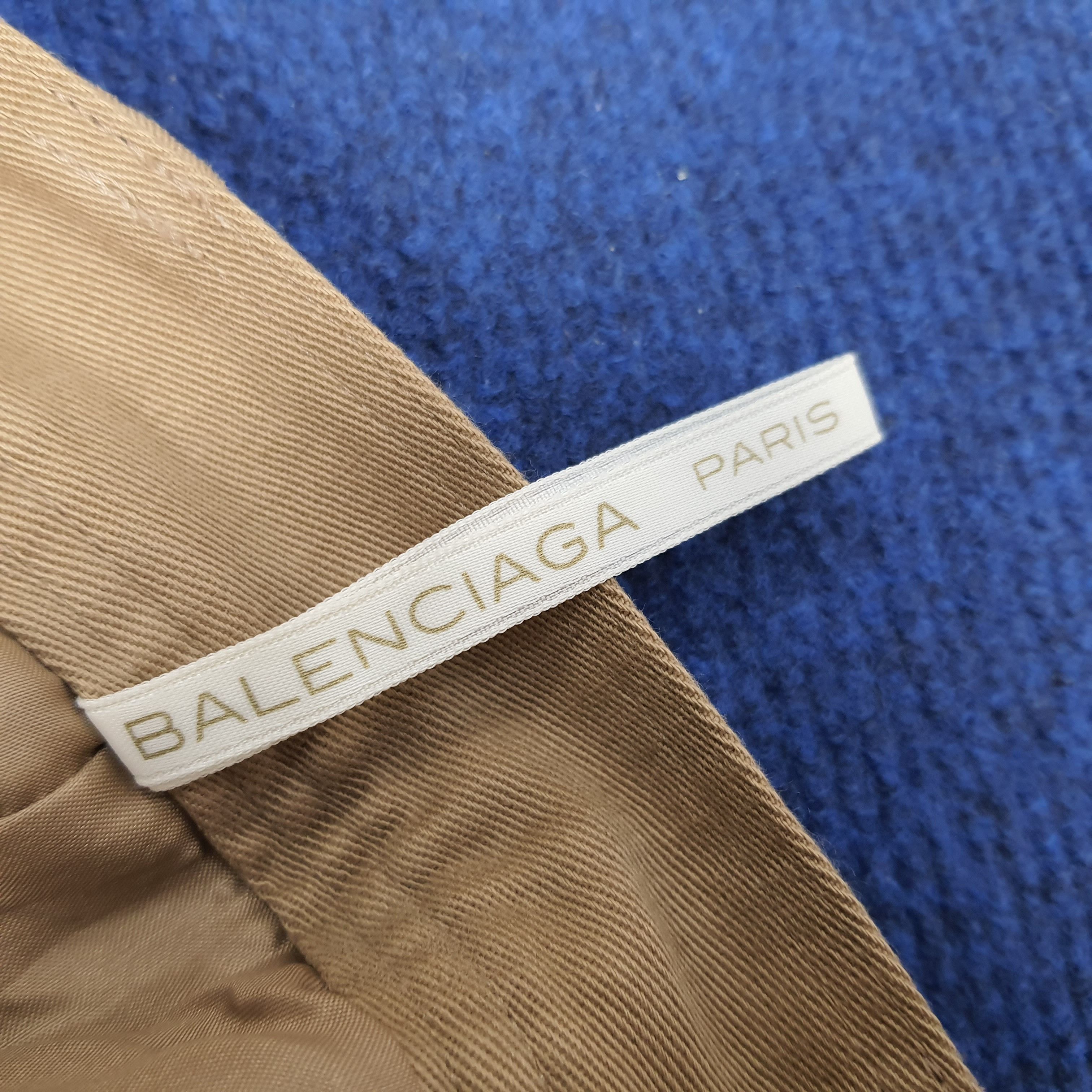 Balenciaga × Vintage Vintage Balenciaga Sports Spell Out Short Pants Size 22" - 8 Thumbnail