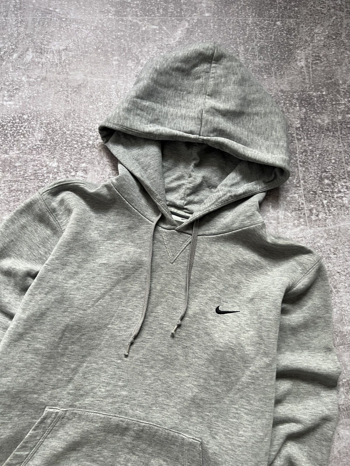 Nike Vintage Nike Hoodie Big Central Logo Faded Boxed Style Size US M / EU 48-50 / 2 - 2 Thumbnail