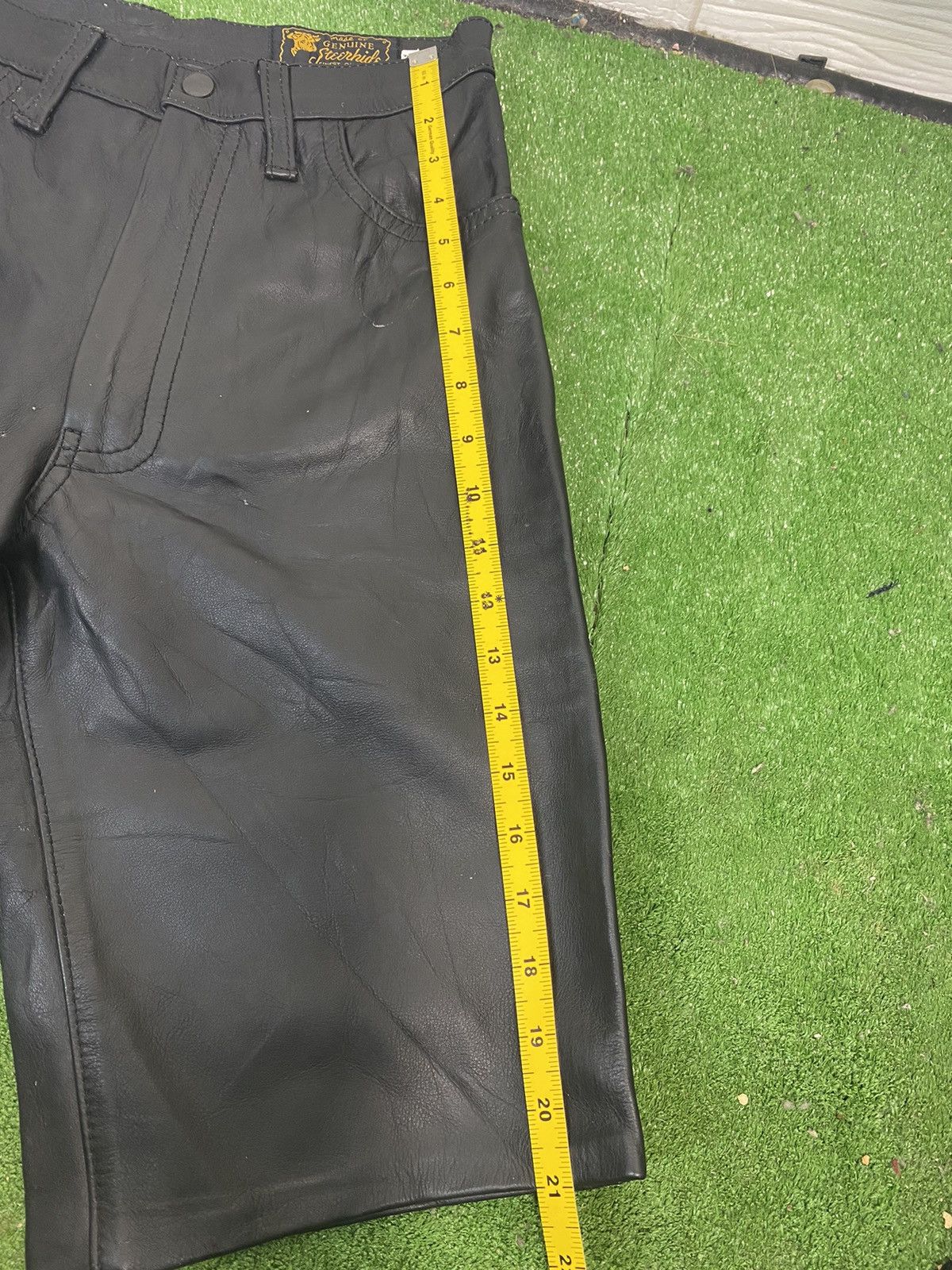Genuine Leather Aero leather short pants Size US 28 / EU 44 - 4 Thumbnail