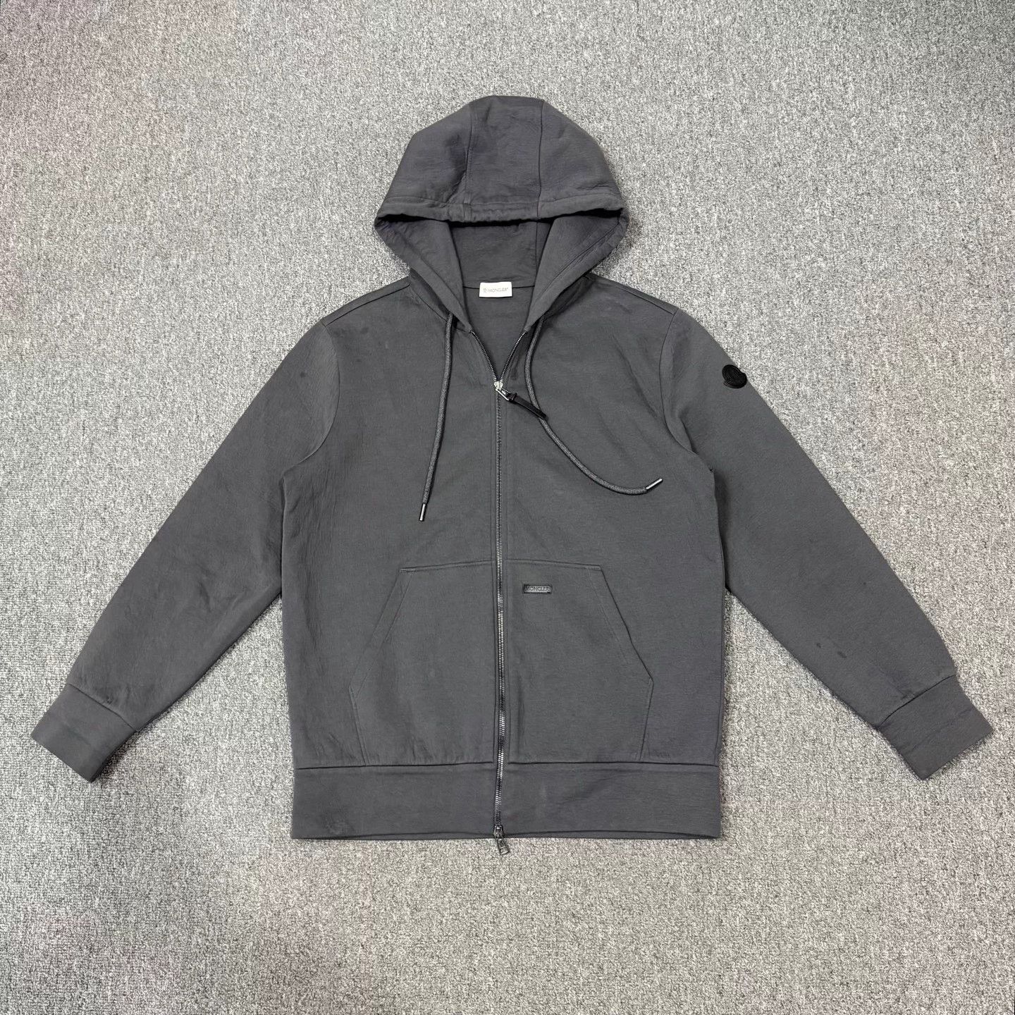 Moncler Moncler Gray Zip Jacket L 95 New Size US L / EU 52-54 / 3 - 1 Thumbnail