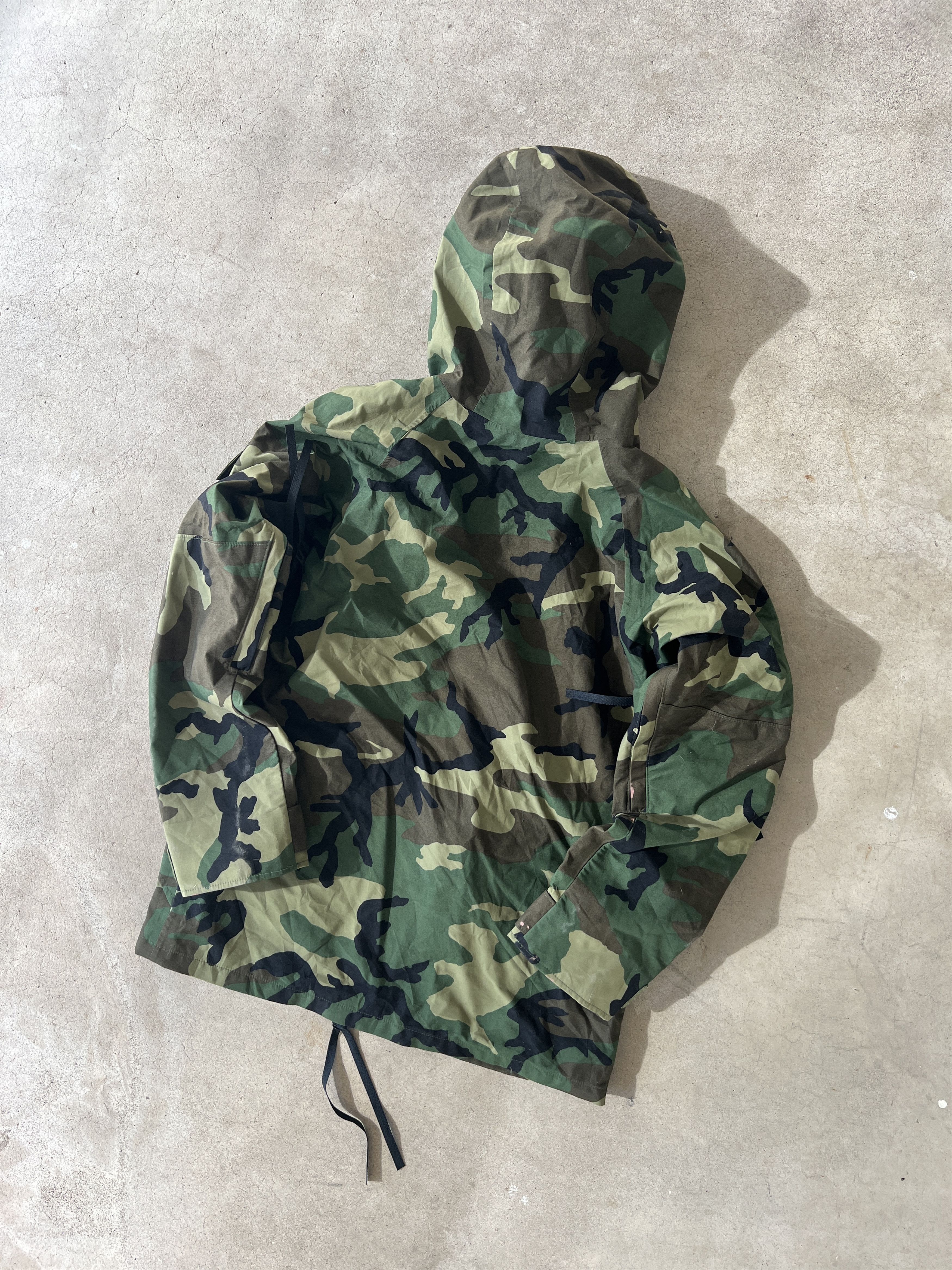 Other Vintage Goretex Woodland Camo USGI Hooded Jacket Size US S / EU 44-46 / 1 - 3 Thumbnail