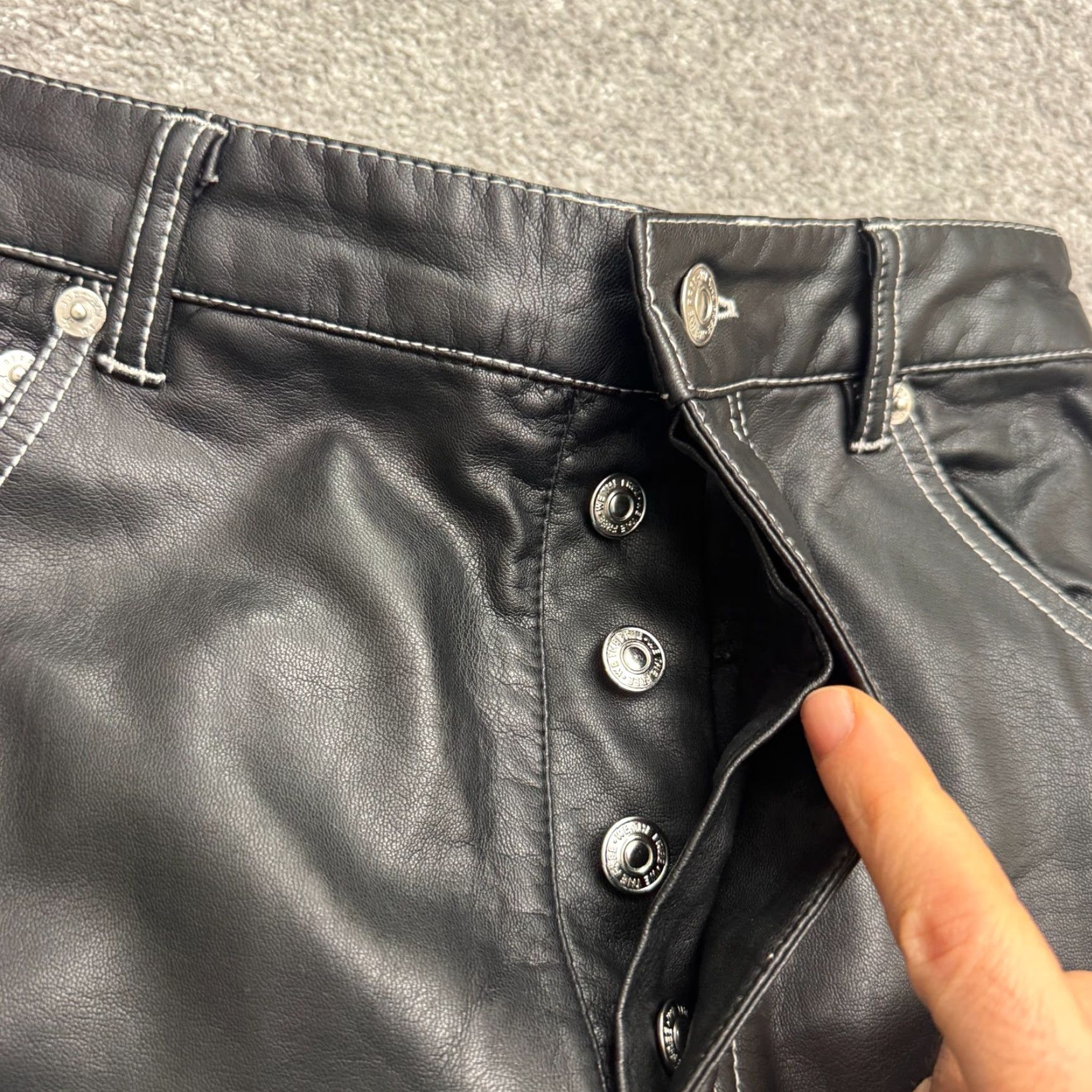 Free People We The Free Faux Leather Flared Pants Women 0 Black High Rise Button Fly Size 25" / US 0 / IT 36 - 3 Thumbnail