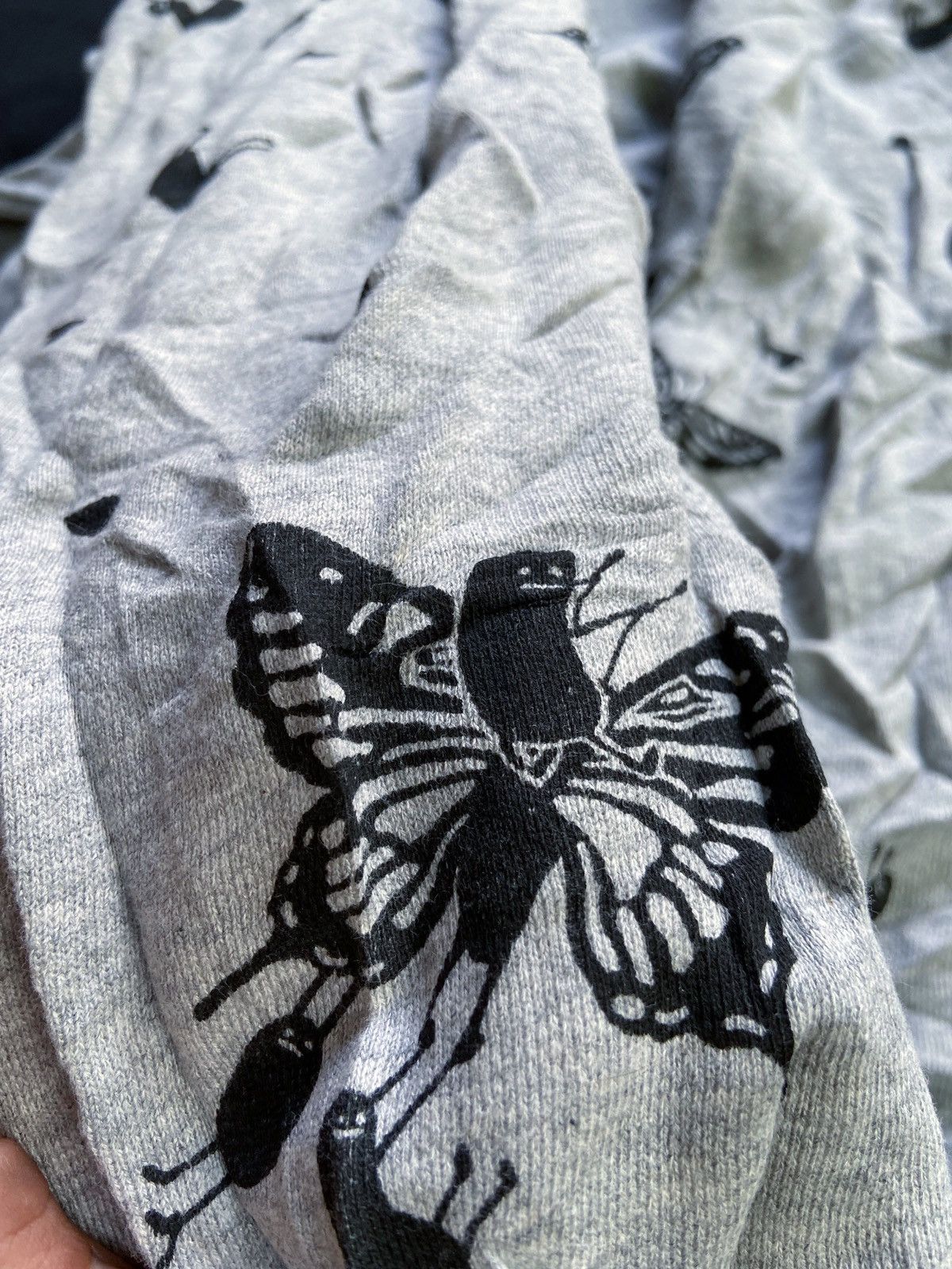 If Six Was Nine × Japanese Brand × Le Grande Bleu (L.G.B.) GRANIPH BUTTERFLY COMEDY ARTWORK HOODIE Size US M / EU 48-50 / 2 - 8 Thumbnail