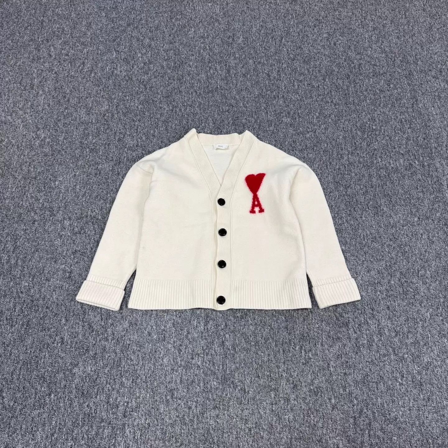 AMI Ami Heart Logo Wool Knit Cardigan L 99 New Size US L / EU 52-54 / 3 - 1 Thumbnail