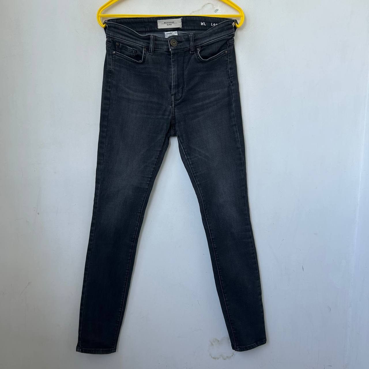 Max Mara Max Mara jeans #1386 Size 27" / US 4 / IT 40 - 1 Thumbnail