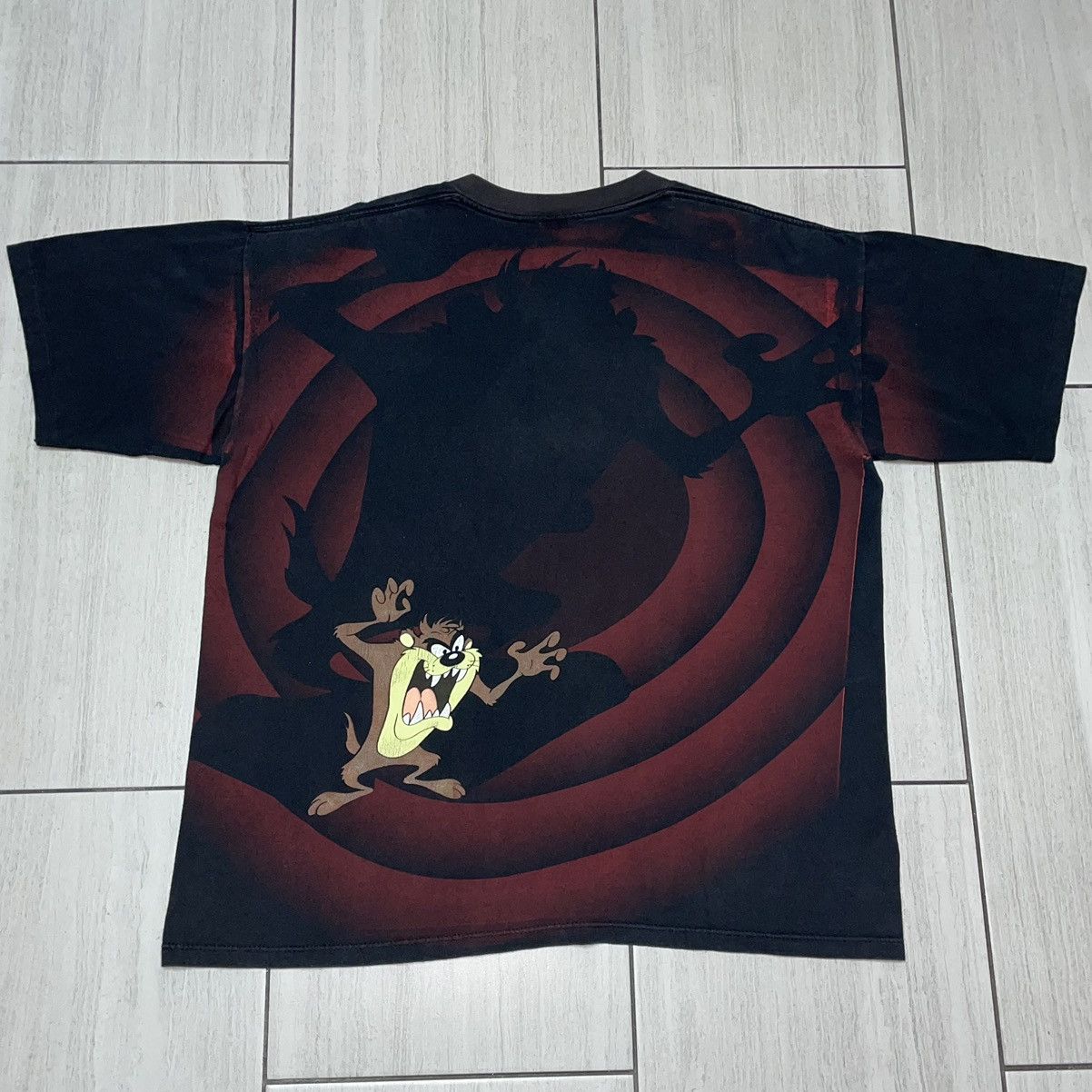 Vintage × Warner Bros Taz Big Shadow All Over Print T-shirt 1992 Size US XL / EU 56 / 4 - 4 Thumbnail