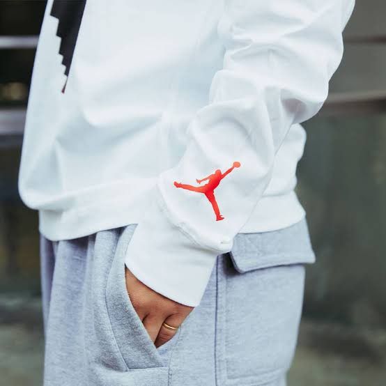 Jordan Brand Air Jordan Casual Sports Round Neck Alphabet Printing LS Tee Size US S / EU 44-46 / 1 - 16 Thumbnail