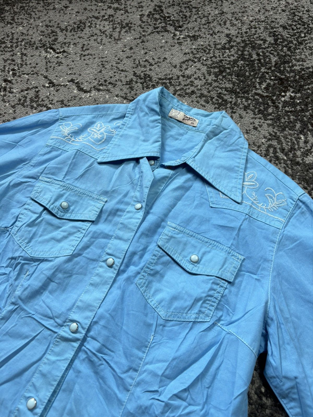 Vintage Vintage 90s Zuqora embroidered flowers cowboy blouse Size XS / US 0-2 / IT 36-38 - 2 Thumbnail