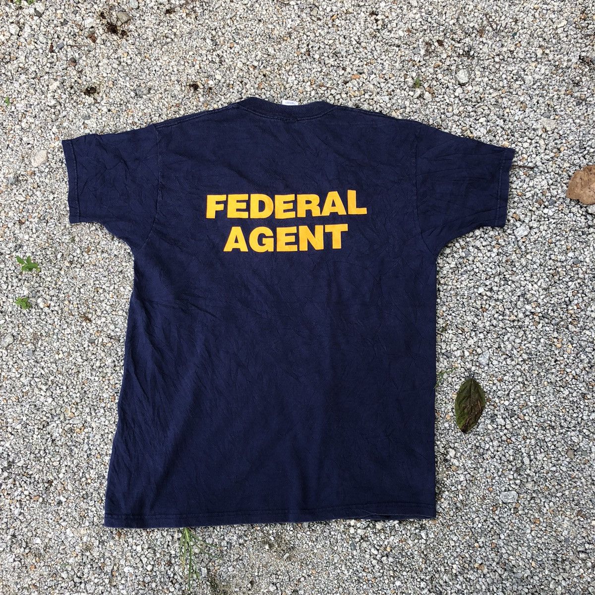 Vintage Vintage 90s FBI Federel Agent Rare T Shirt Size US XL / EU 56 / 4 - 3 Thumbnail