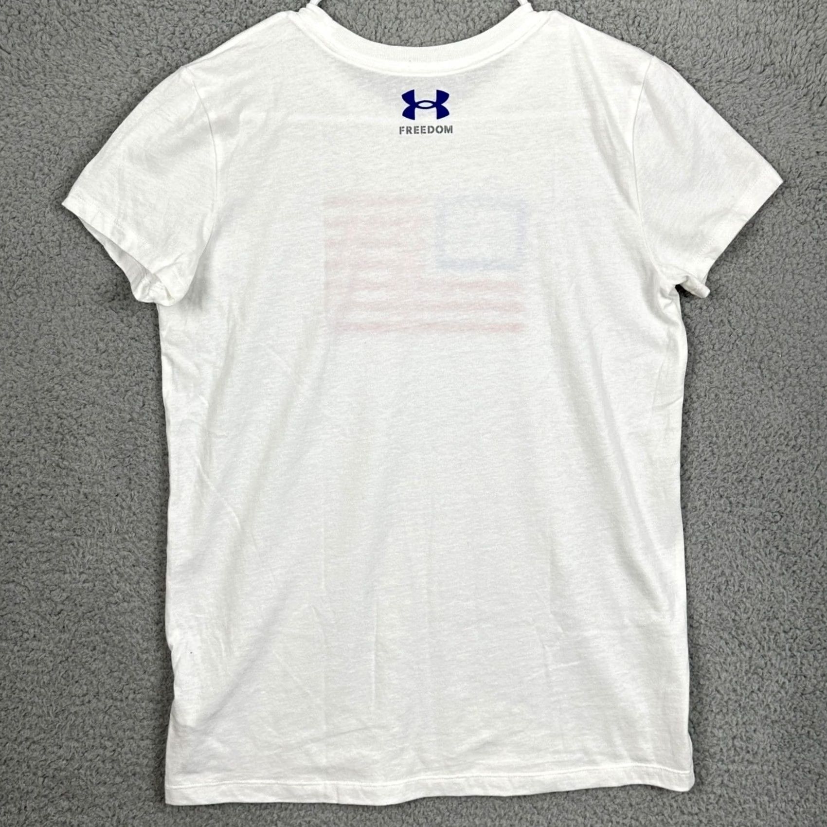 Under Armour Under Armour Freedom T-Shirt Graphic Tee Women Small White USA Flag Logo NEW Size S / US 4 / IT 40 - 2 Thumbnail
