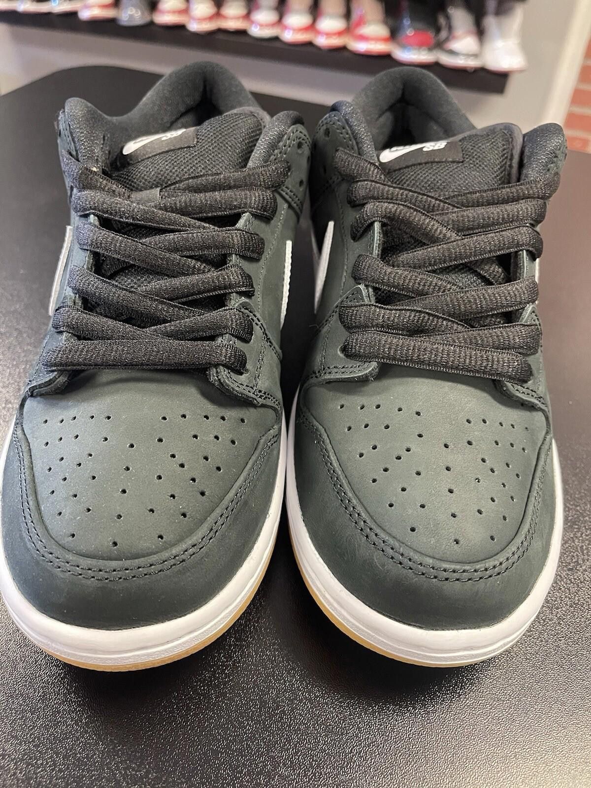 Nike Size 9 - Nike SB Dunk Low Pro Shoes Black Gum White Size US 9 / EU 42 - 6 Thumbnail
