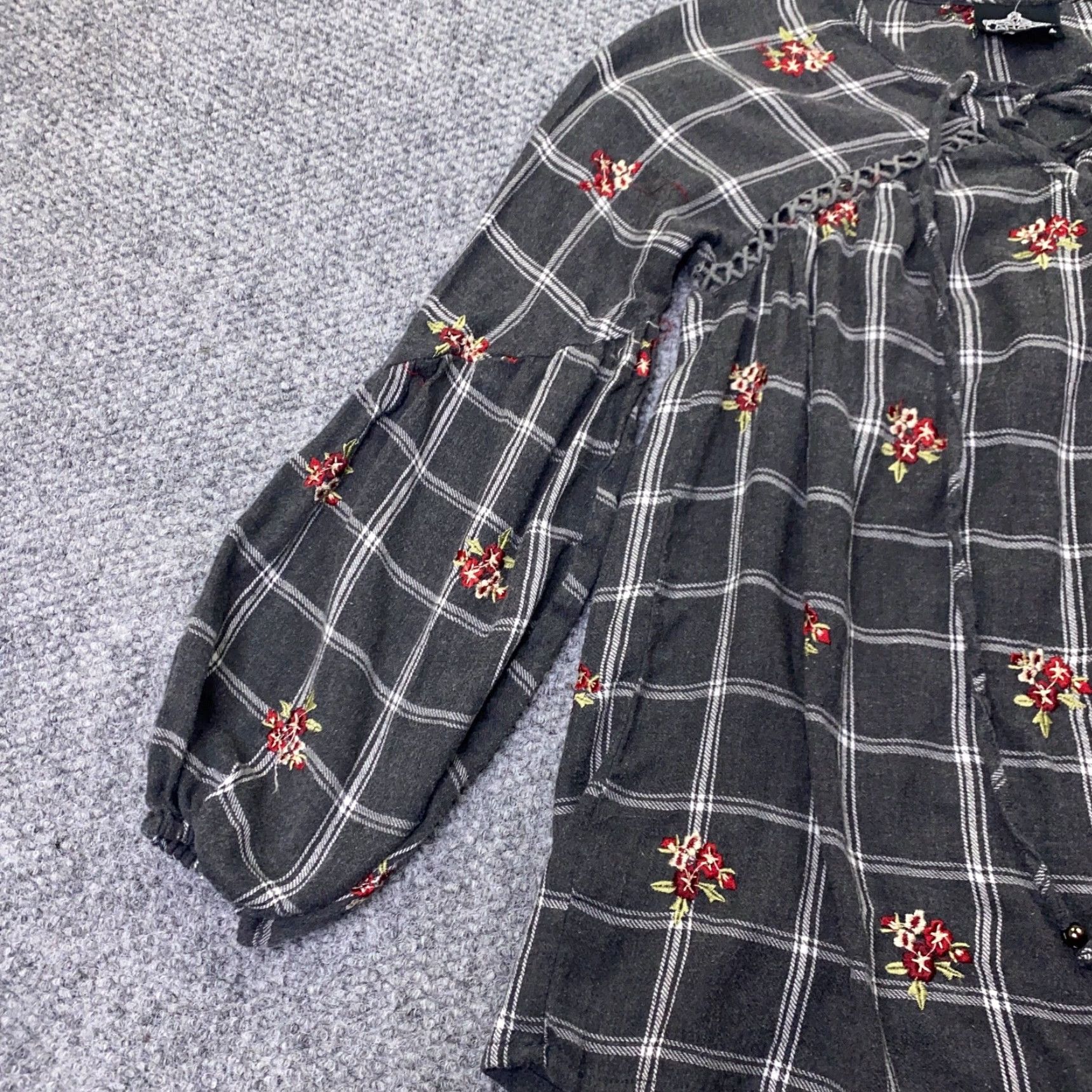 Vintage Angie Womens Shirt Small Black Plaid Flowers Hippie Boho Peasant Tunic Size S / US 4 / IT 40 - 4 Thumbnail
