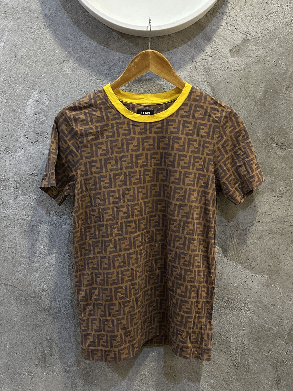 Fendi Fendi Roma Made in Italy Brown/Yellow Monogram T-Shirt Size US M / EU 48-50 / 2 - 1 Thumbnail
