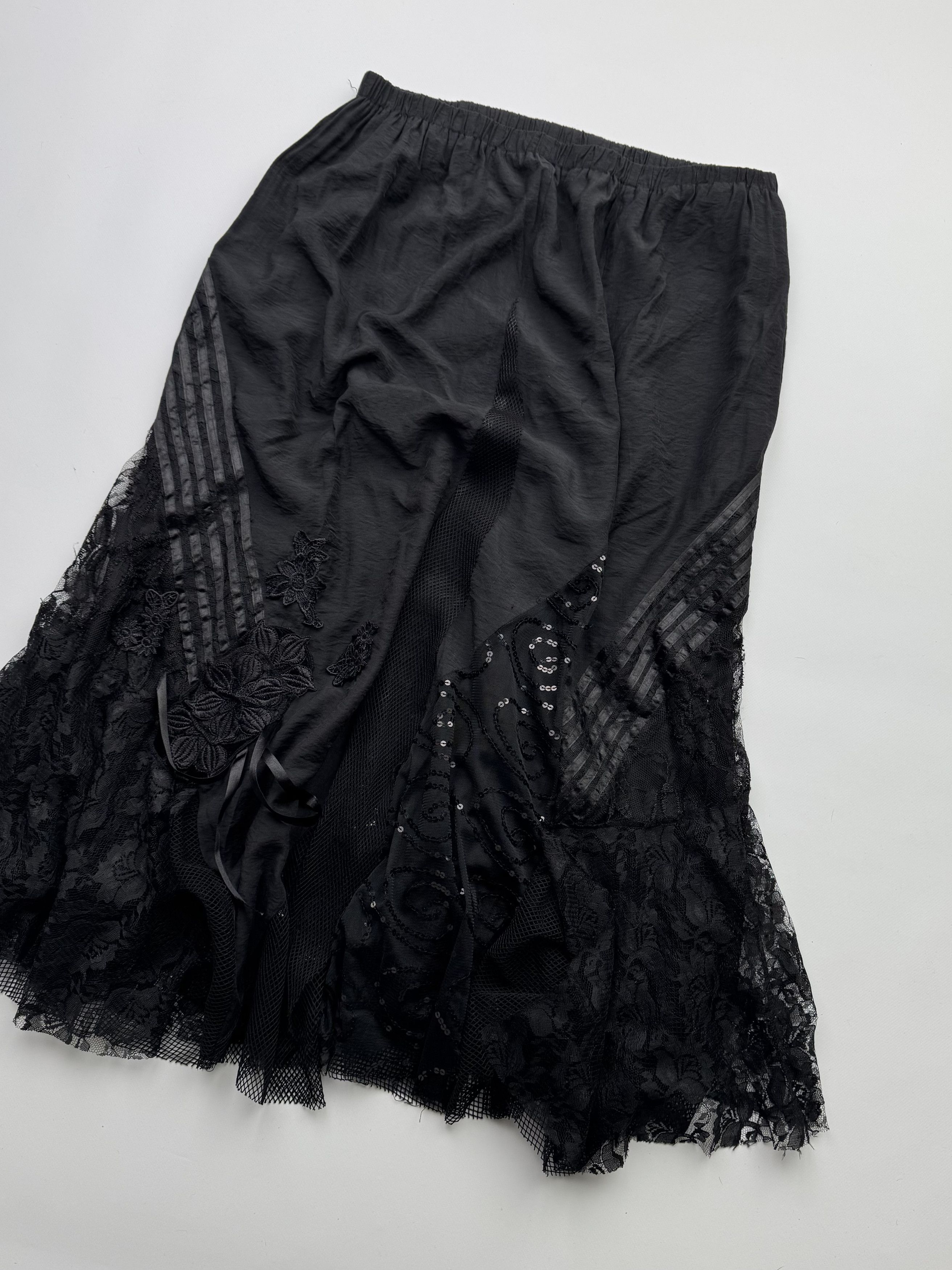 Vintage Vintage Goth Flare Maxi Skirt B231(V379)E2 Size 32" / US 10 / IT 46 - 3 Thumbnail