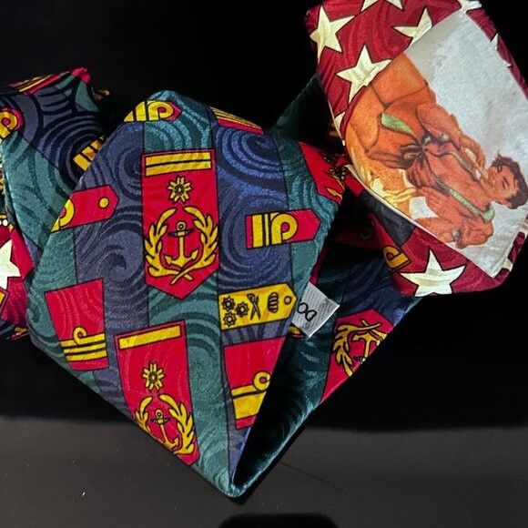 Dolce & Gabbana Dolce & Gabbana Tie Extraordinary Peek a Boo Pin Up Girl Med Size ONE SIZE - 4 Thumbnail