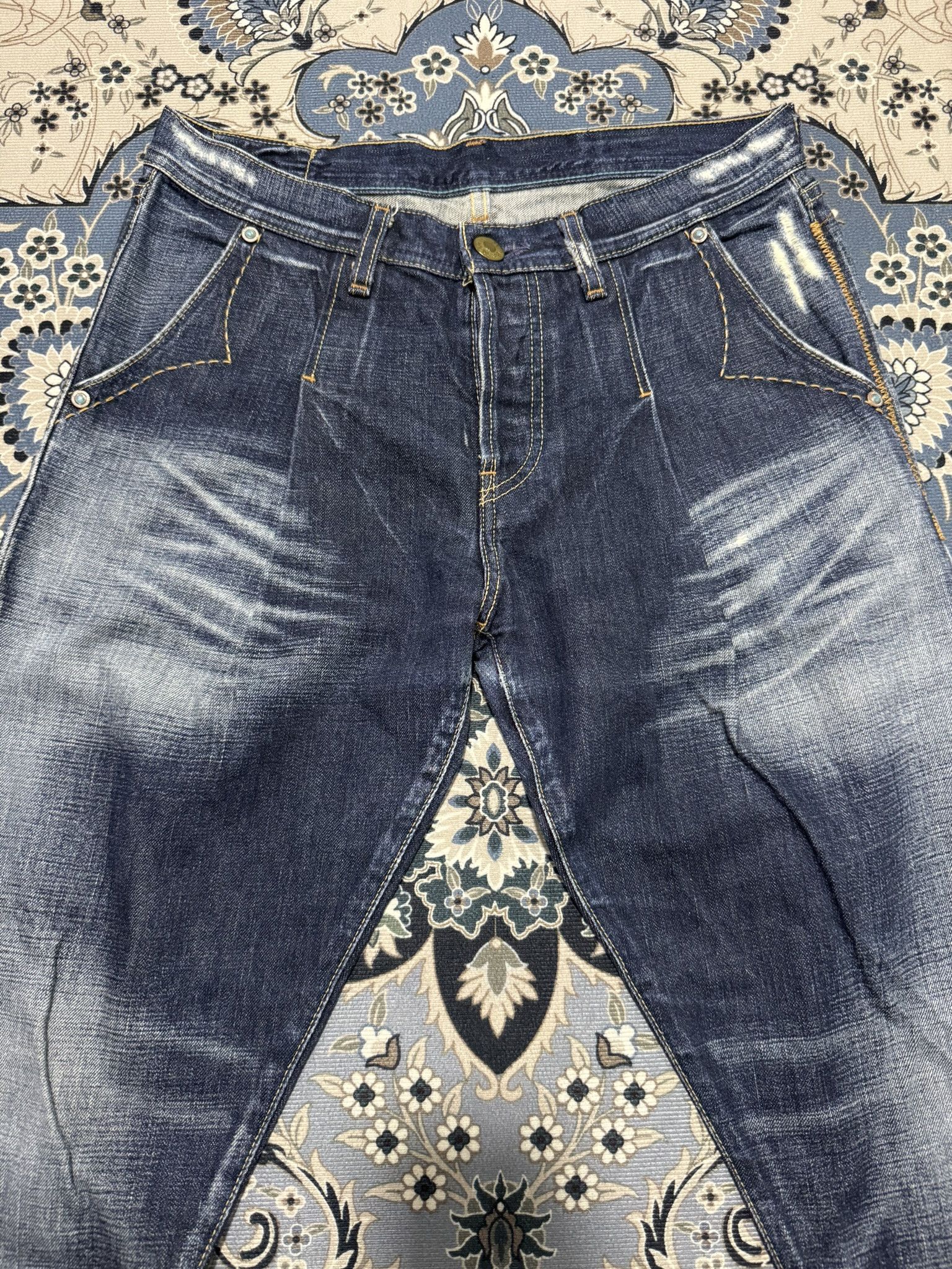 Japanese Brand × Levi's Levi's Distressed Denim Style Rain stone Selvadge Jeans Size US 30 / EU 46 - 4 Thumbnail