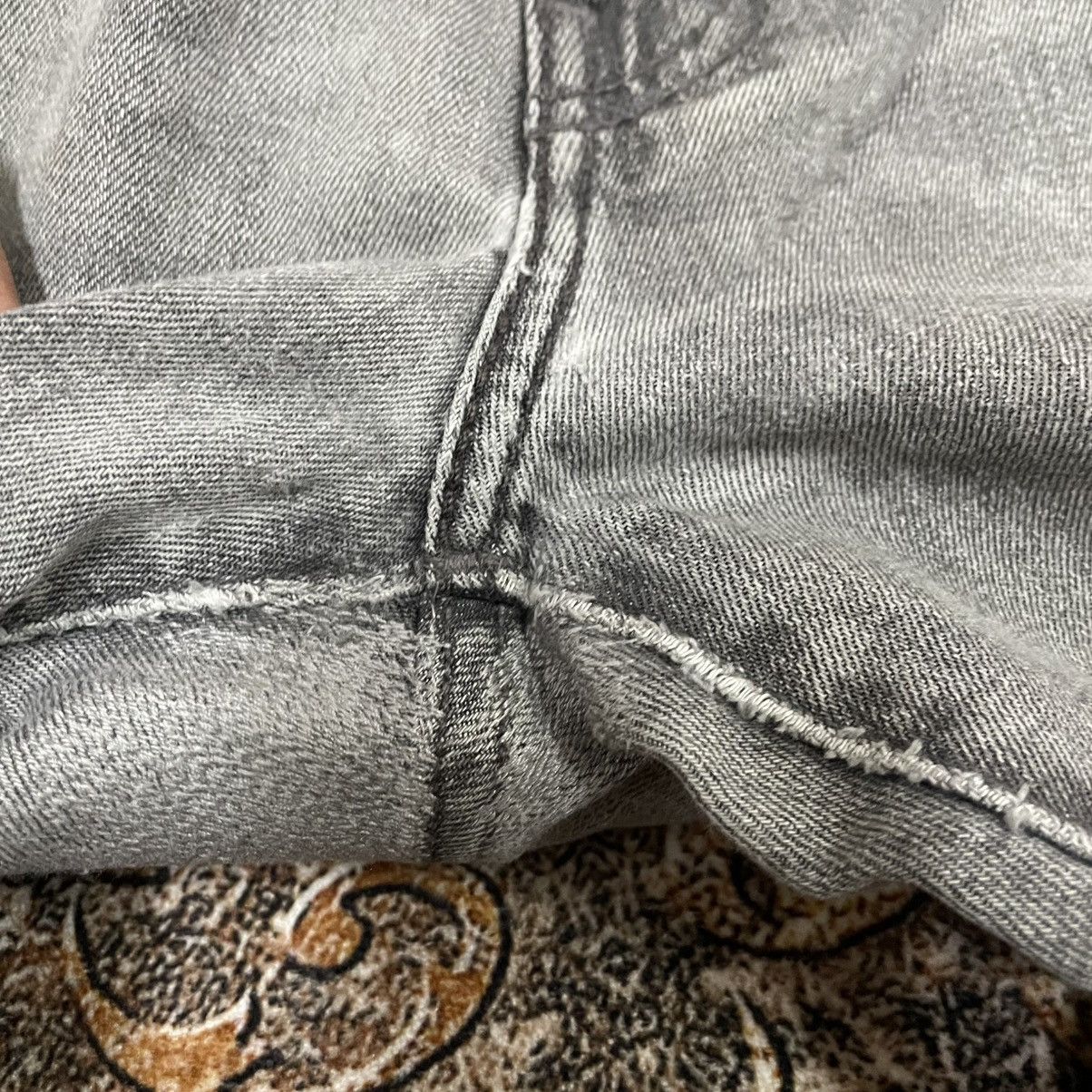 Levi's Vintage Clothing 🔥Vintage Levis 511 Stoned Washed Distress Denim Jeans Size US 31 - 9 Thumbnail