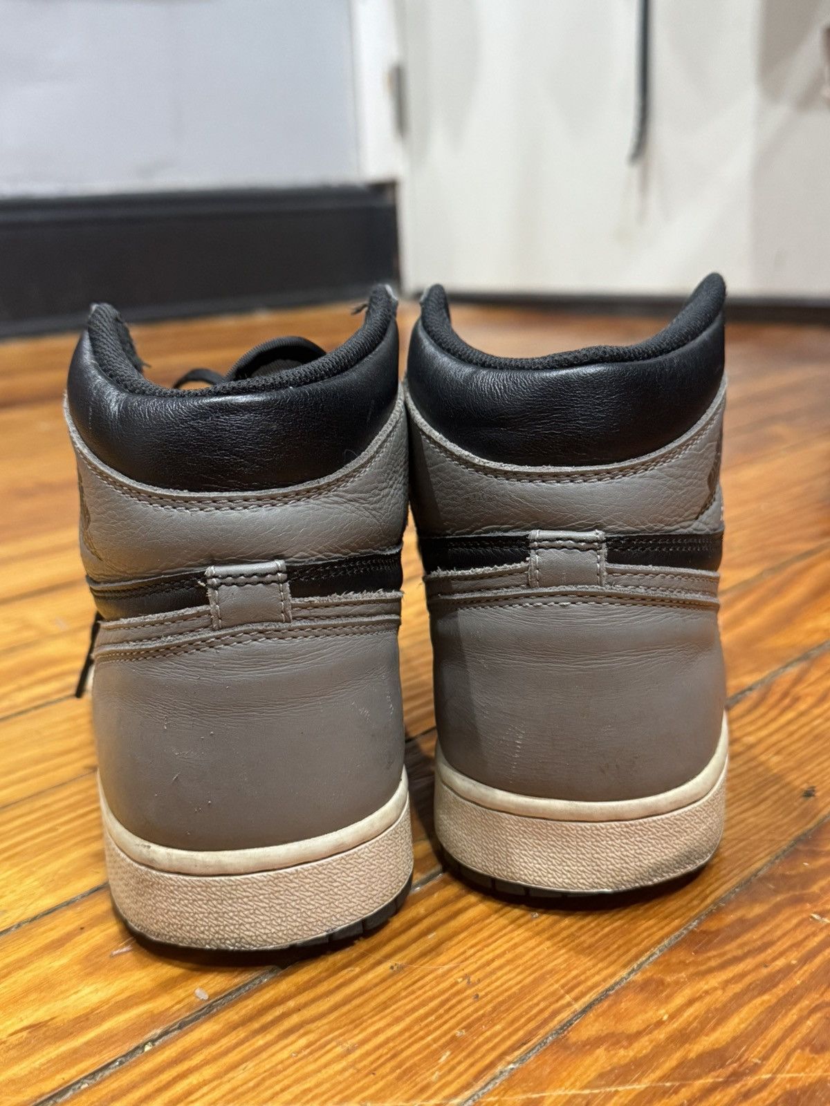 Jordan Brand Air jordan 1 shadow 2018 Size US 9.5 / EU 42-43 - 5 Thumbnail