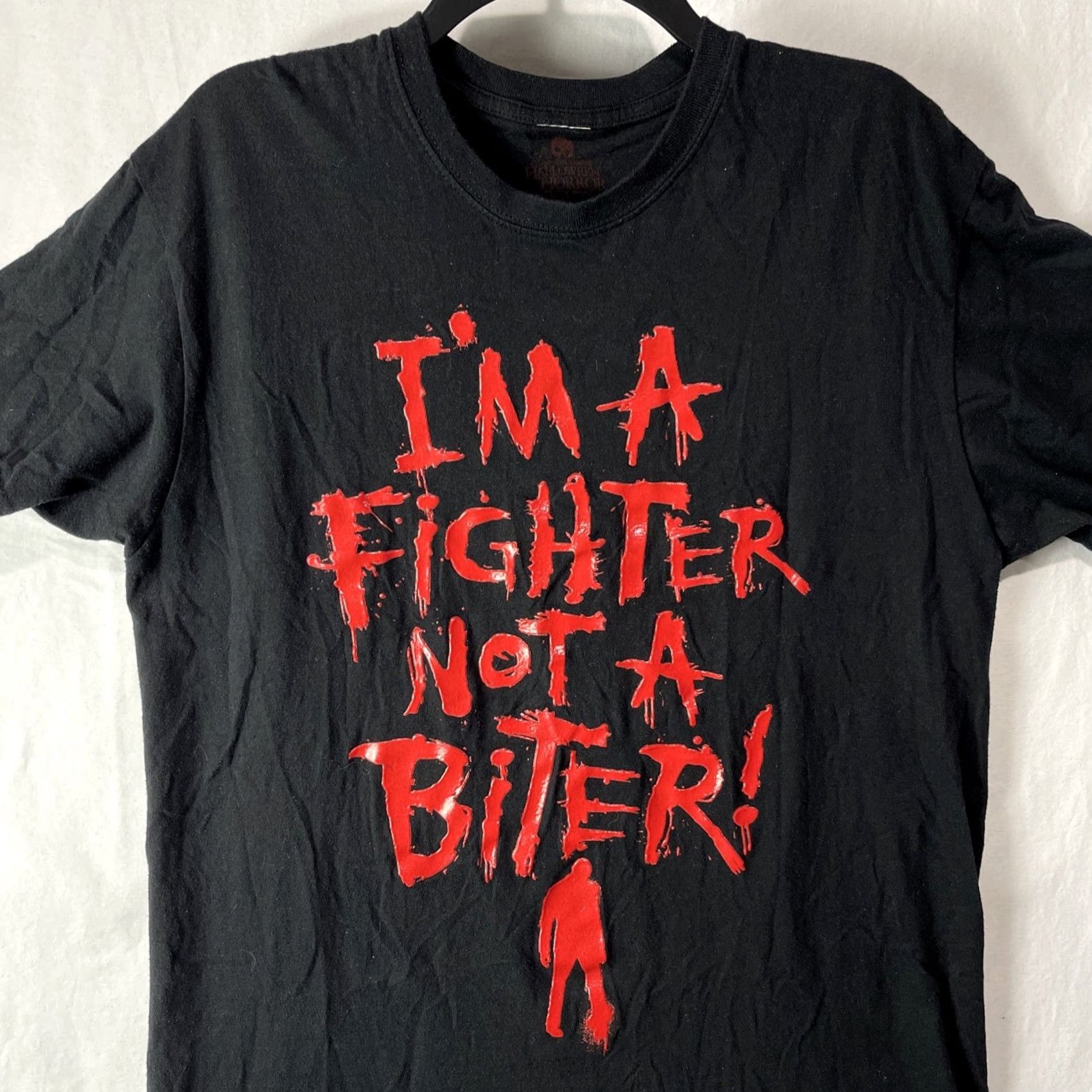Vintage VINTAGE Halloween Horror Nights Shirt Mens Large Black Im A Fighter Not A Biter Novelty Size US L / EU 52-54 / 3 - 4 Thumbnail