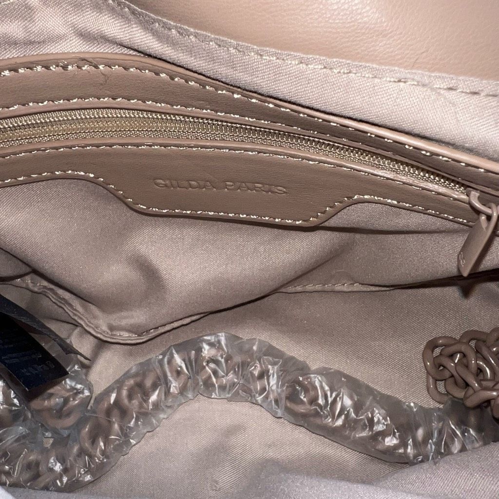 Other Gilda Paris Tone on Tone Small Quilted Handbag Size ONE SIZE - 12 Thumbnail