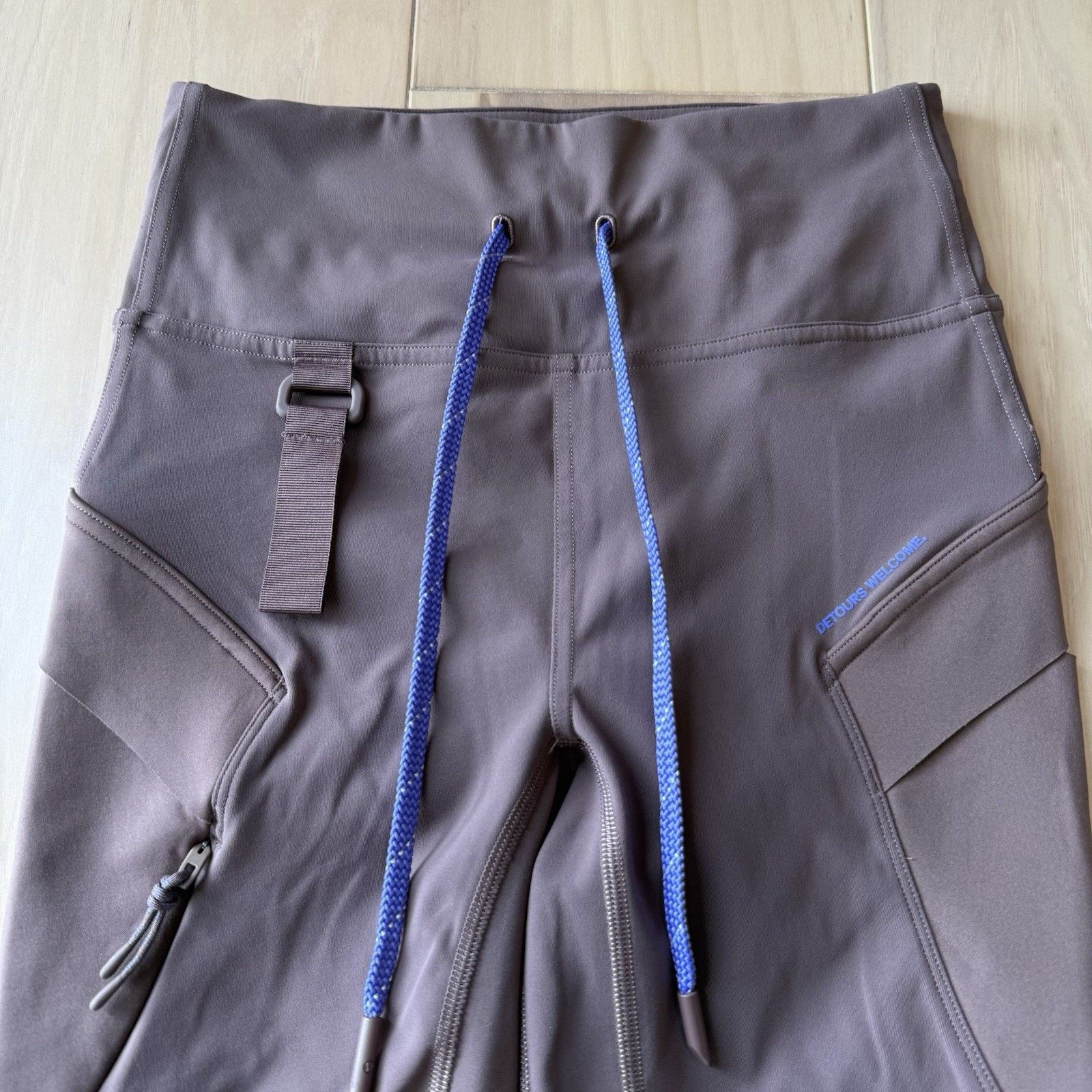 Lululemon Lululemon Cargo Supper High Rise Hiking Shorts 4 Mauve Size 22" - 3 Thumbnail